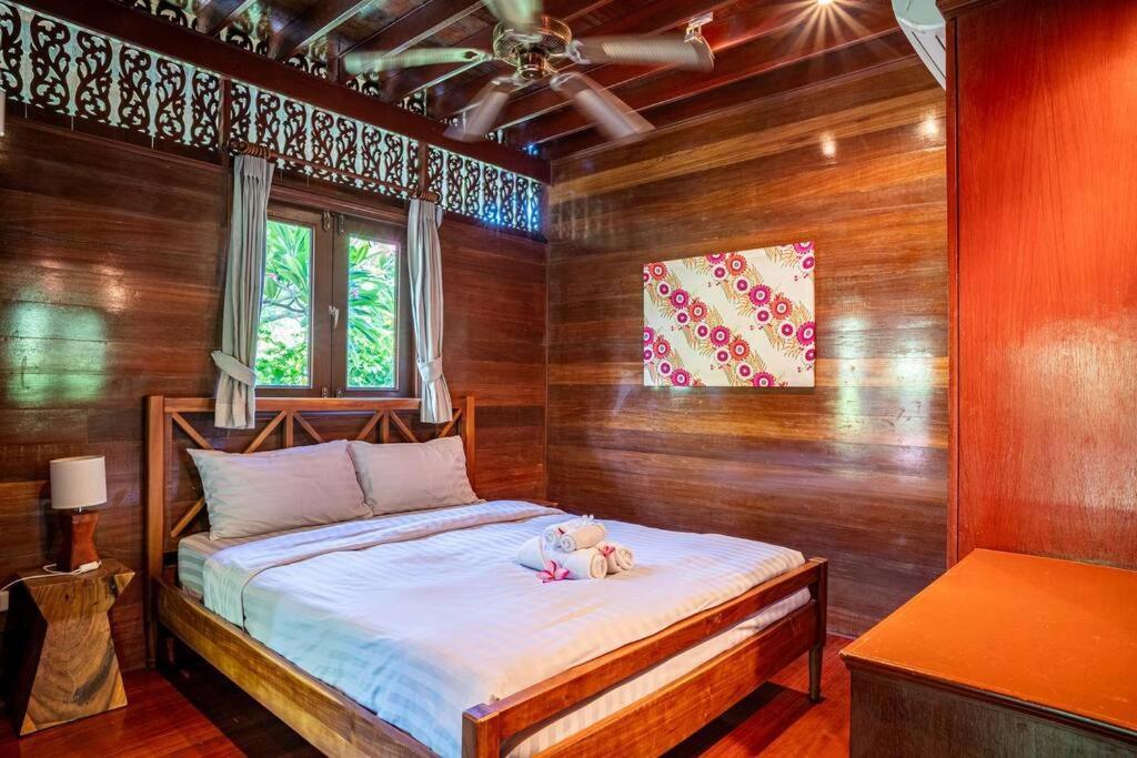 Hébergement de vacances Tropical Beachfront 4 Bdr Pool - Kbr24 Amphoe Koksamui